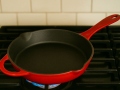 Emaljerad gjutjärn pann ⌀26 cm