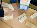 Jenga torn i trä