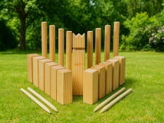 Уличная игра KUBB Family